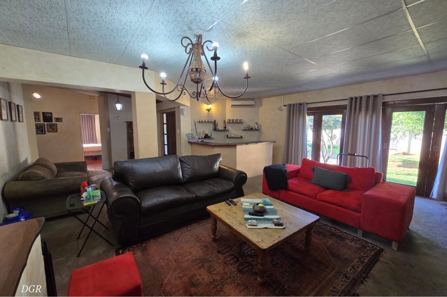 4 Bedroom Property for Sale in Herlear Northern Cape